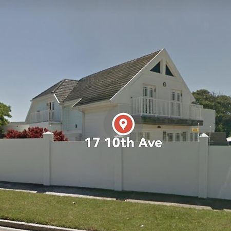 Beachway Guesthouse Port Elizabeth Exterior photo